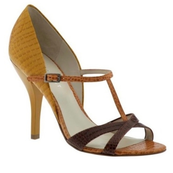Nine West Hayek Sandal • Mustard Yellow Heels - Picture 3 of 13